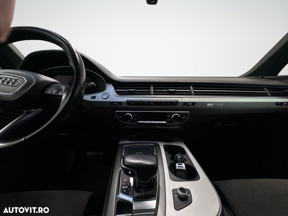 Audi Q7 3.0 TDI Quattro Tiptronic - 16