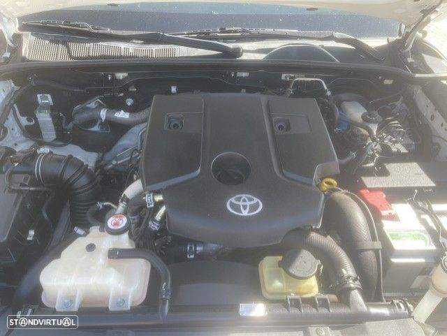 Toyota Hilux - 11