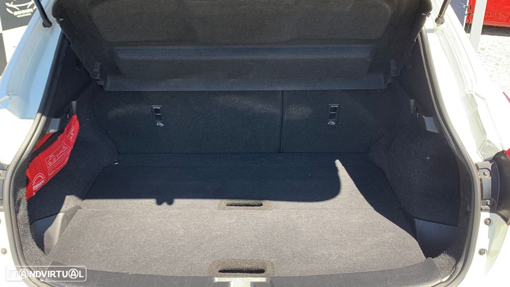 Nissan Qashqai 1.5 dCi N-Connecta - 29