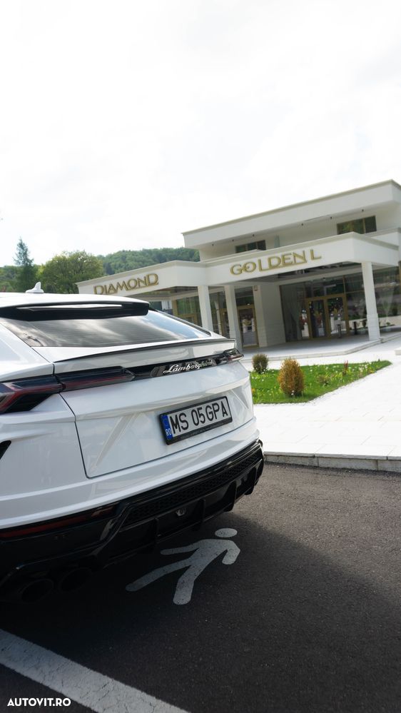 Lamborghini URUS - 5