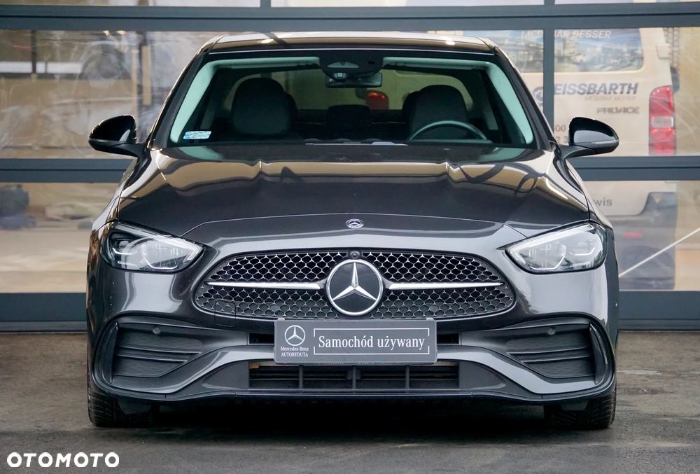 Mercedes-Benz Klasa C 180 9G-TRONIC AMG Line - 3