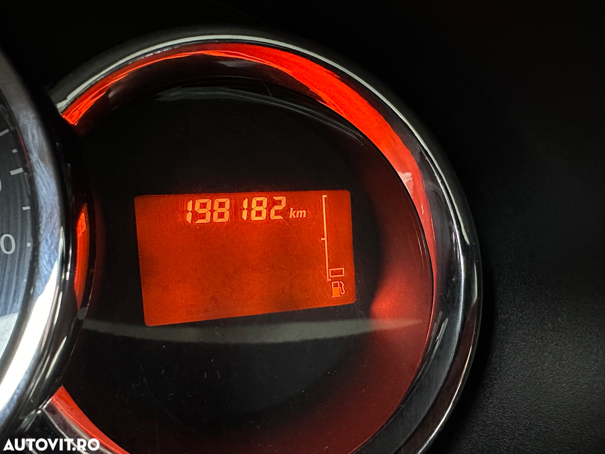 Dacia Lodgy dCi 110 Prestige - 24