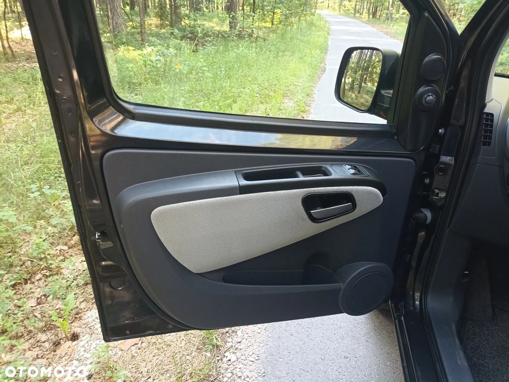 Fiat Qubo 1.4 8V MyLife - 24