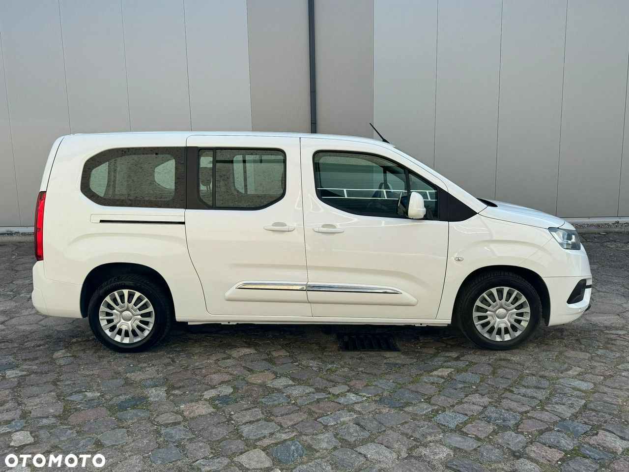 Toyota Proace City Verso - 8