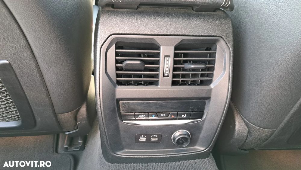 BMW Seria 3 320d Aut. Luxury Line - 12