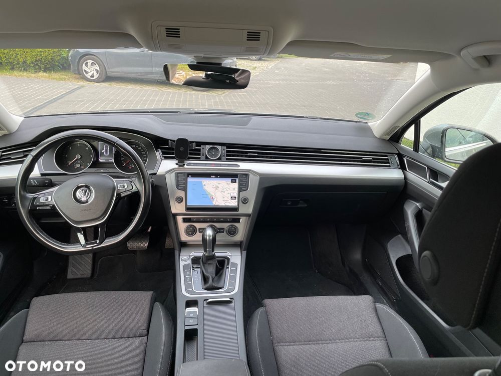 Volkswagen Passat 2.0 TDI SCR (BlueMotion Technology) DSG Comfortline - 5