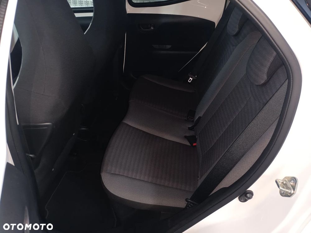 Toyota Aygo 1.0 VVT-i Color Edition - 20