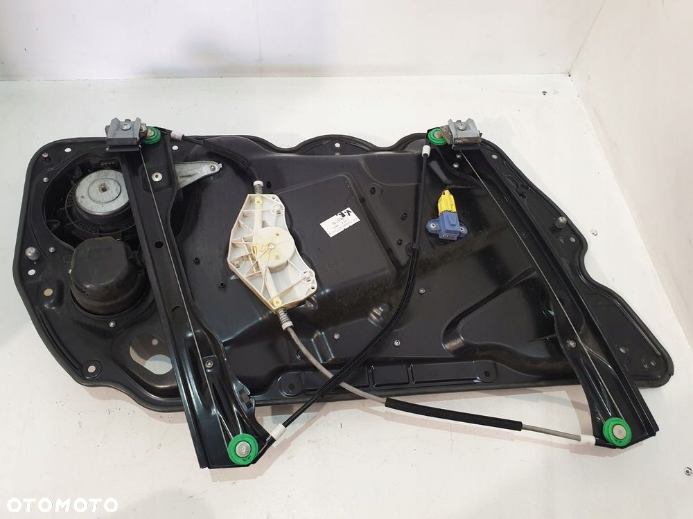 MECHANIZM SZYBY PRAWY PRZÓD 3C1837756F VW PASSAT B6 3C5 05R 2.0 TDI - 2