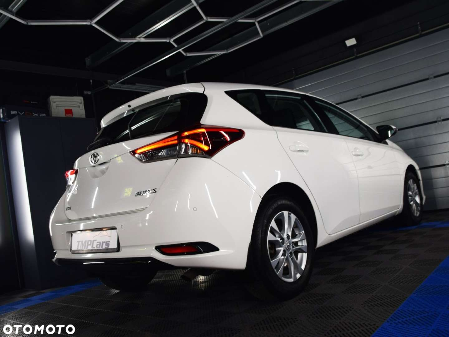 Toyota Auris - 36