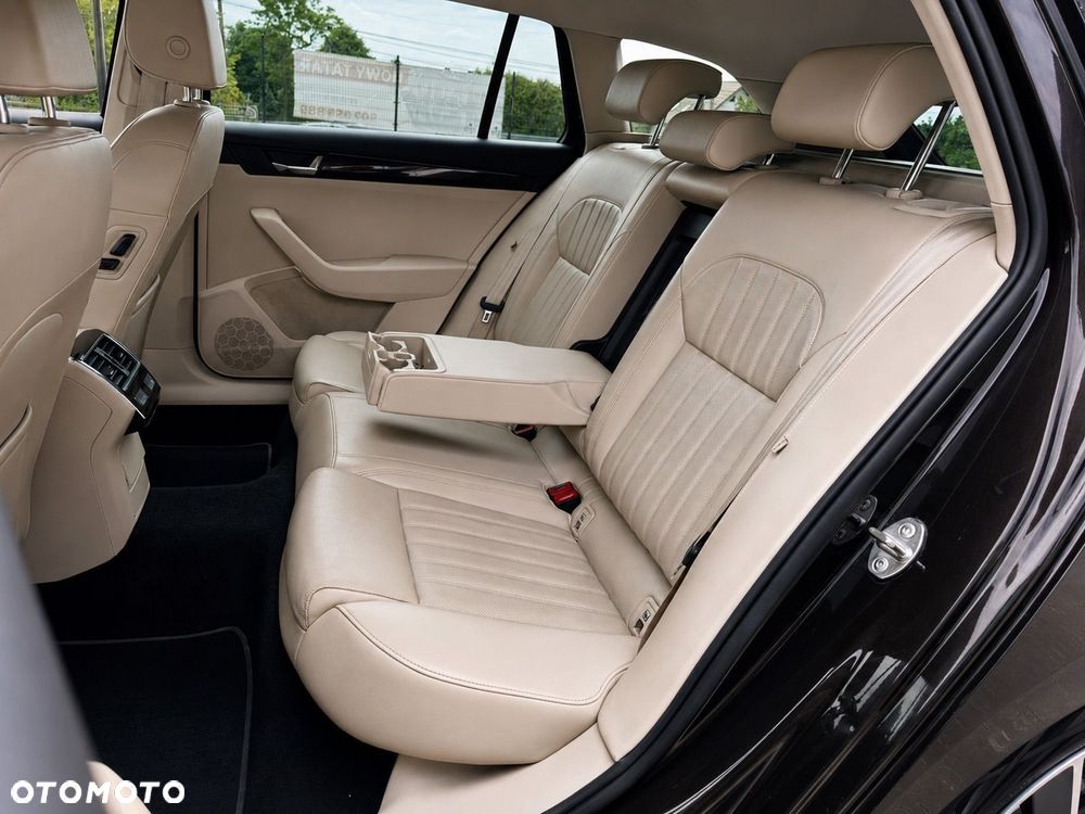 Skoda Superb 2.0 TSI 4x4 L&K DSG - 29