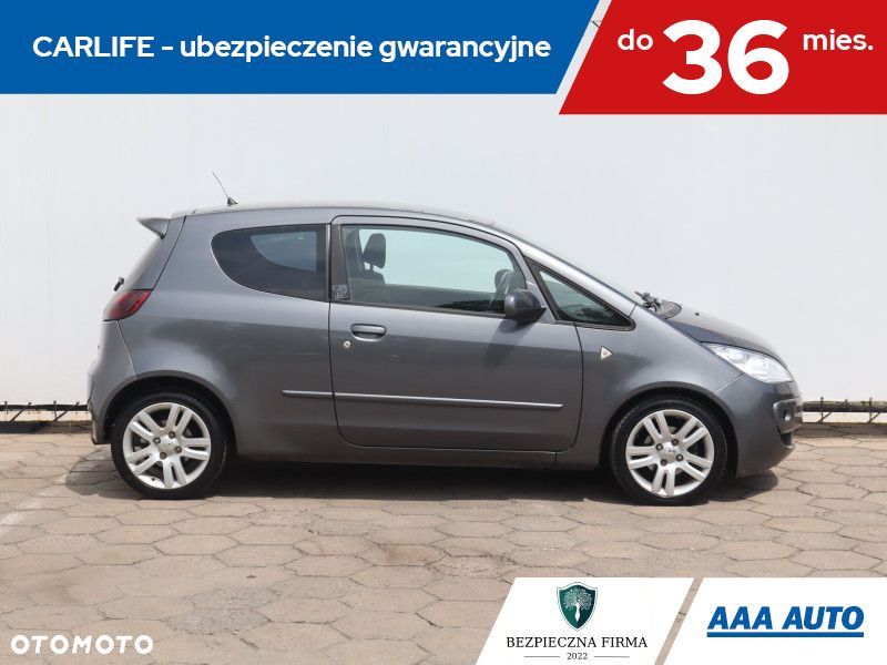 Mitsubishi Colt - 8