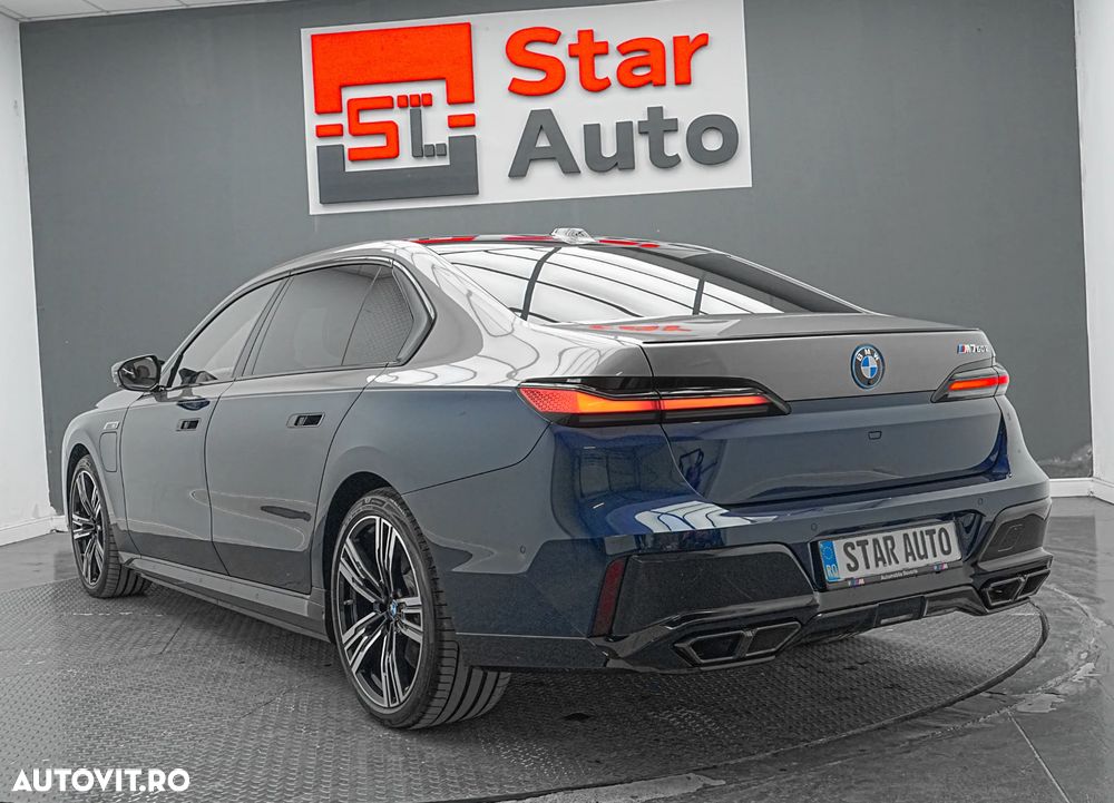 BMW M7 M760e xDrive PHEV - 5