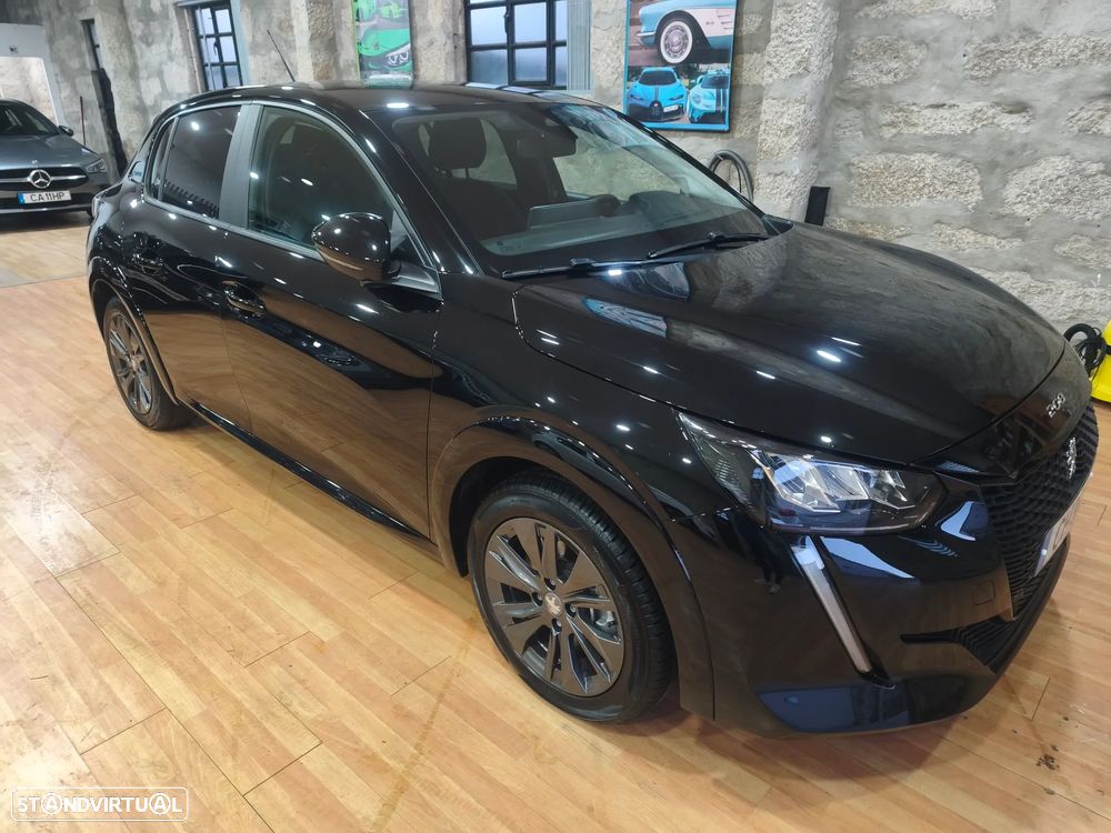 Peugeot e-208 E-Style - 13