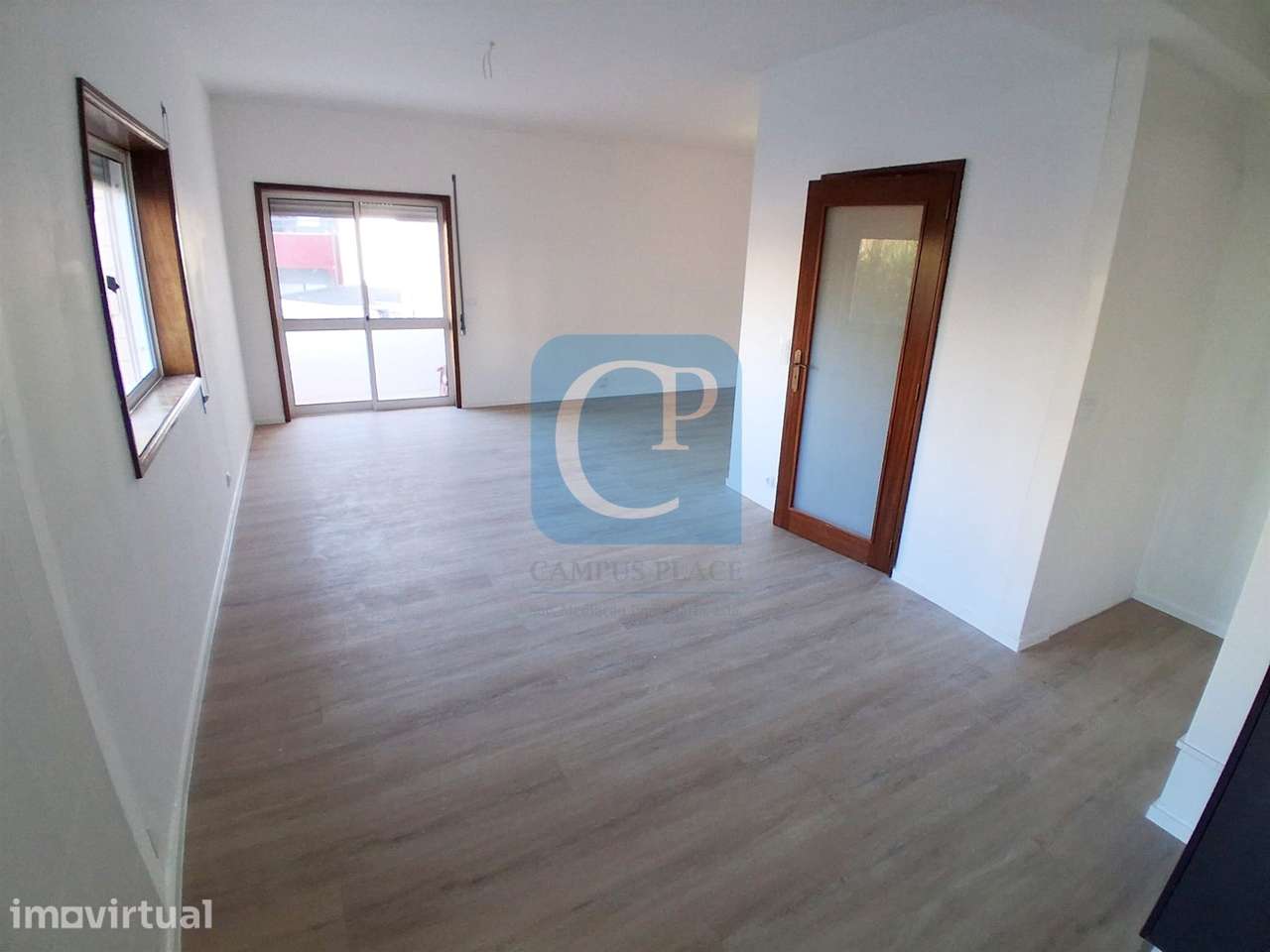 Apartamento T2 com varanda à estação do Metro de Campainha, Baguim do - Grande imagem: 2/23