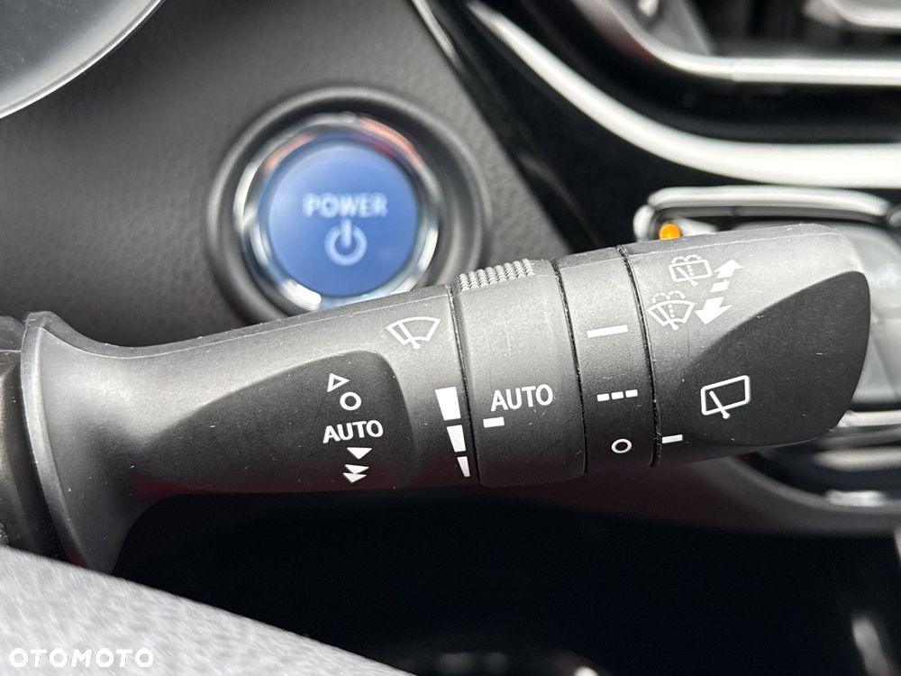 Toyota C-HR 1.8 Hybrid Dynamic - 18