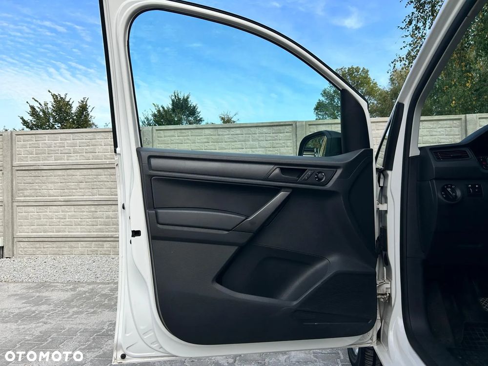 Volkswagen Caddy - 12