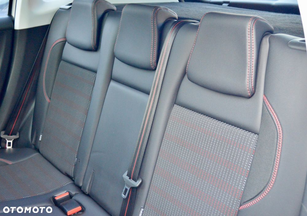 Peugeot 2008 BlueHDi FAP 120 STOP & START GT-Line Edition - 24