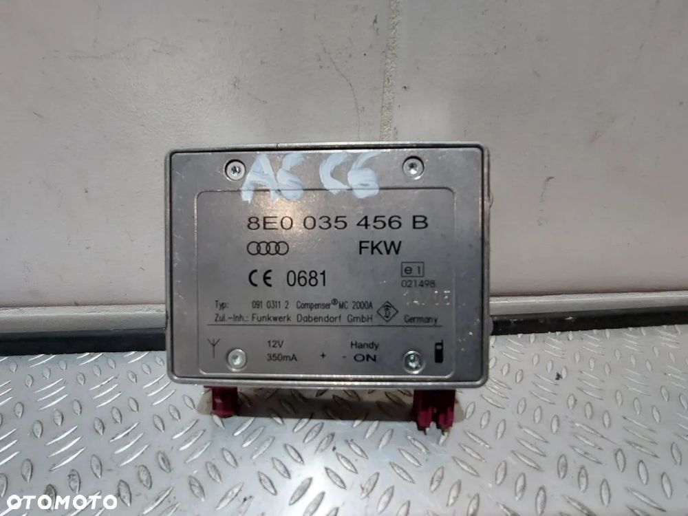 WZMACNIACZ ANTENOWY AUDI A6 C6 NR 8E0035456B - 1
