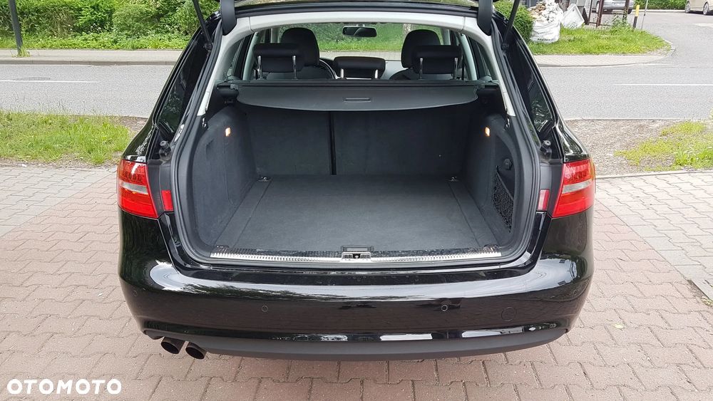Audi A4 Avant - 31