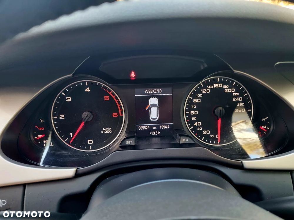 Audi A4 Avant 2.0 TDI DPF Ambiente - 17
