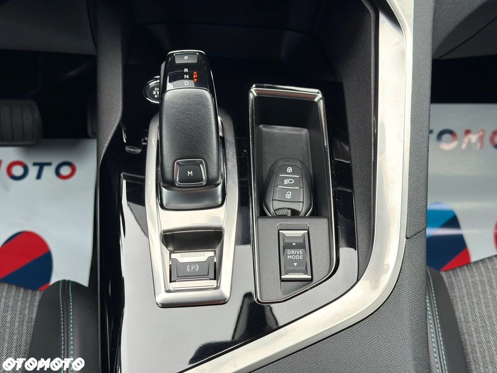 Peugeot 3008 BlueHDi 130 Stop & Start EAT8 Allure - 15