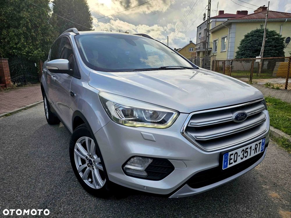 Ford Kuga 2.0 TDCi 2x4 Titanium - 1