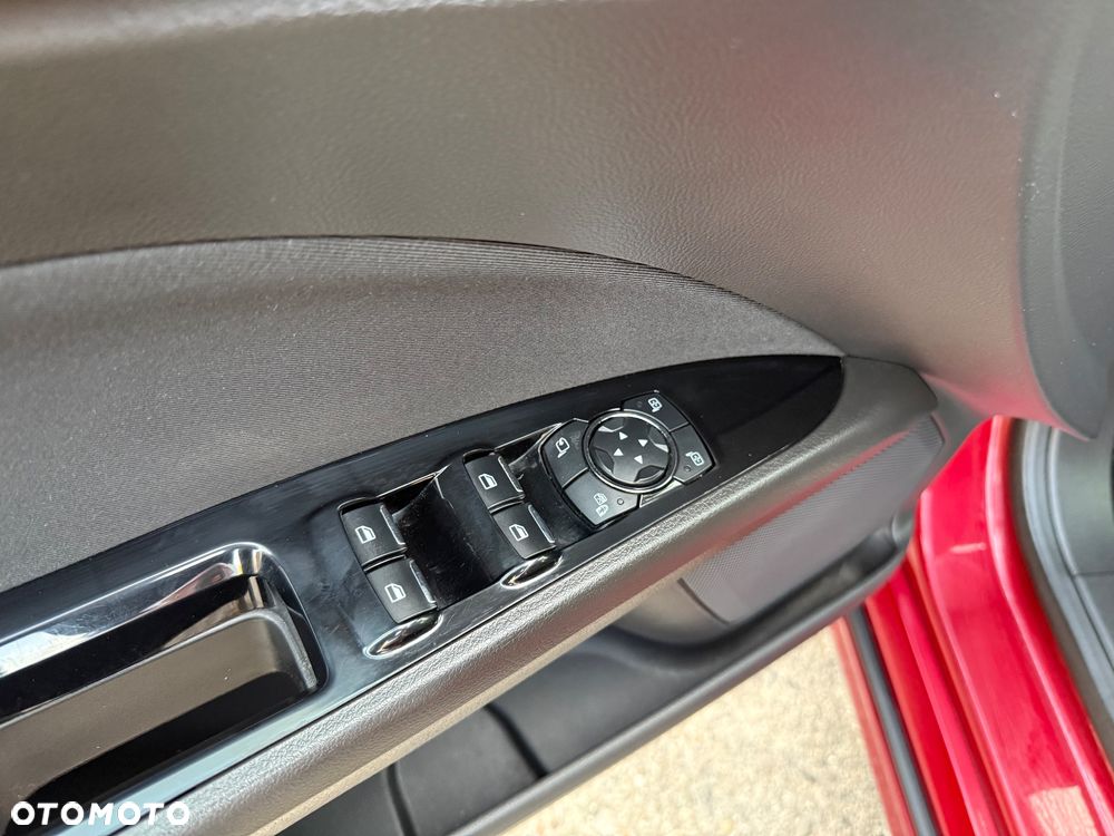 Ford Mondeo 1.5 EcoBoost Ambiente - 11