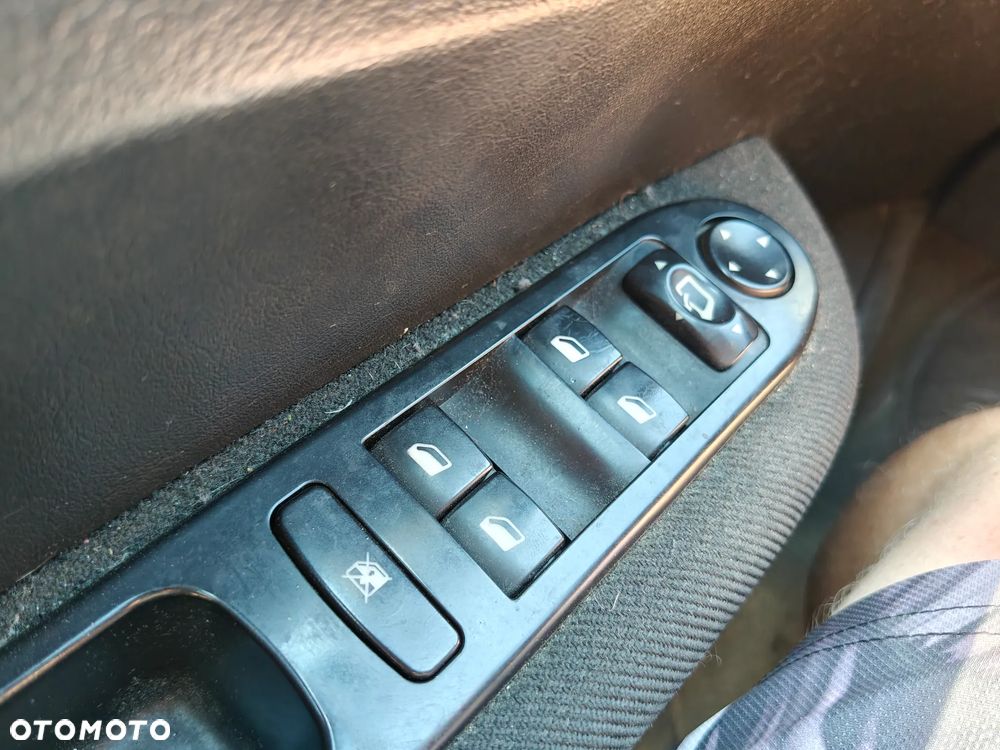 Peugeot 307 CC HDi FAP 135 Tendance - 21