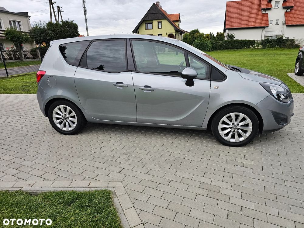 Opel Meriva 1.4 T Essentia - 17