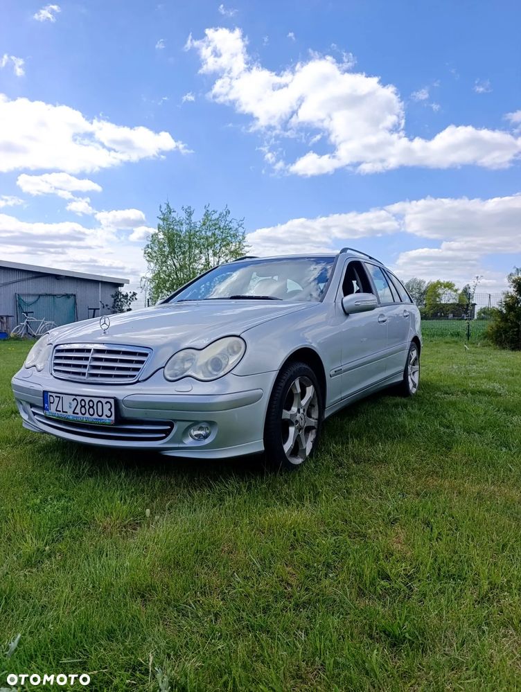 Mercedes-Benz Klasa C 180 Kompressor Classic Sport Edition - 11