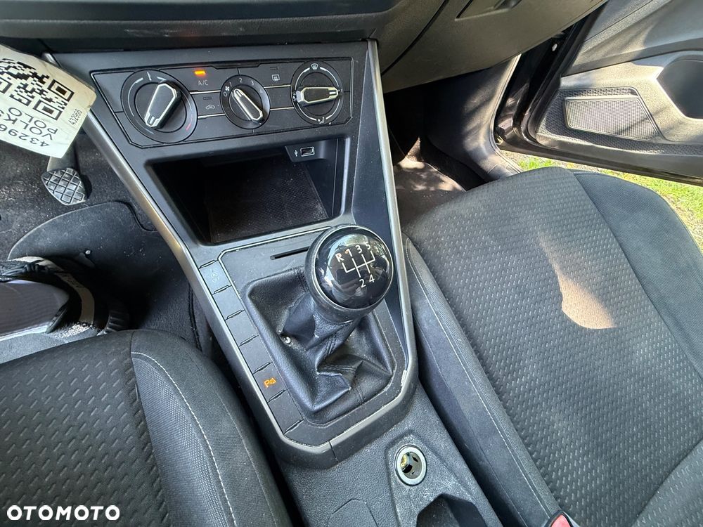 Volkswagen Polo 1.6 TDI SCR Comfortline - 19
