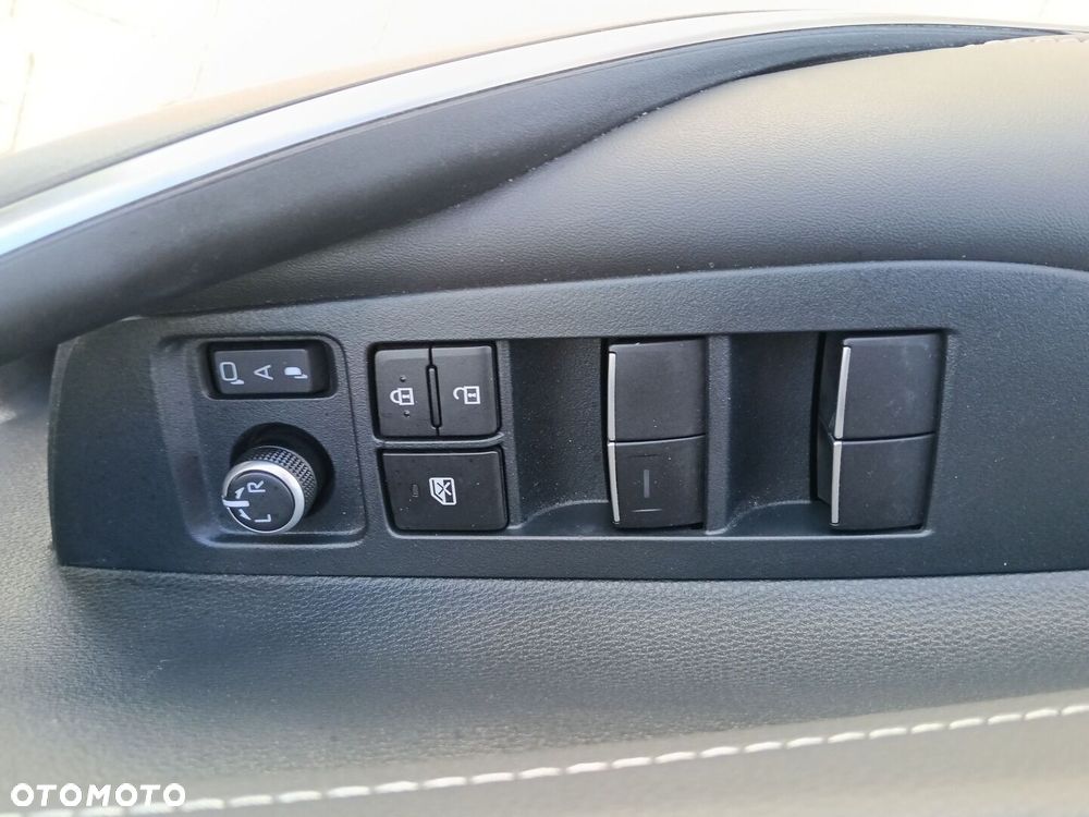 Toyota Corolla 1.8 Hybrid Style - 15