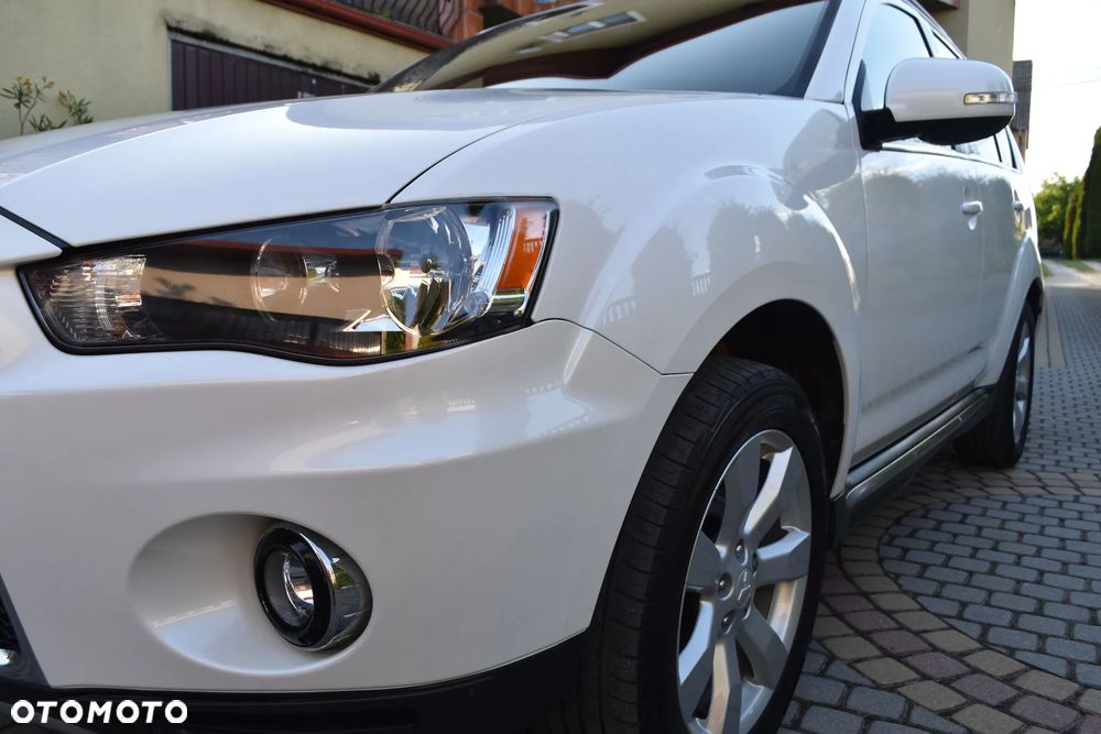 Mitsubishi Outlander 2.0 2WD Inform - 11