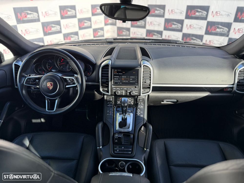 Porsche Cayenne Platinum Edition - 39