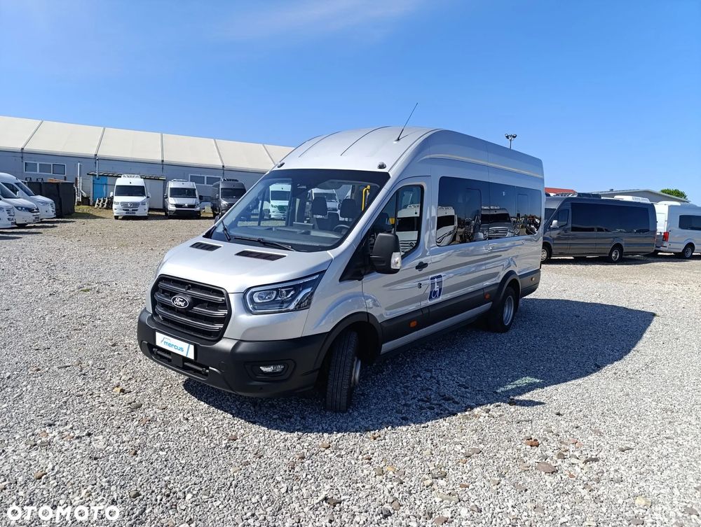 Ford Transit - 13