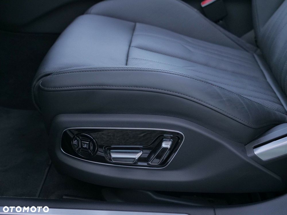 Audi A8 - 26
