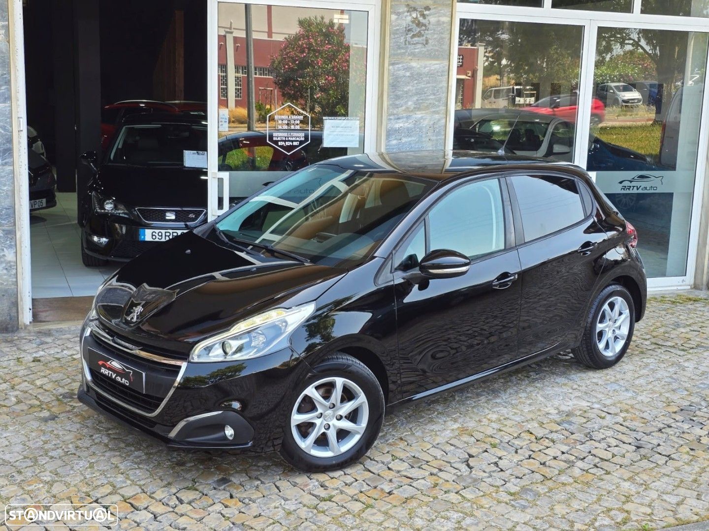 Peugeot 208 1.6 BlueHDi Active - 1