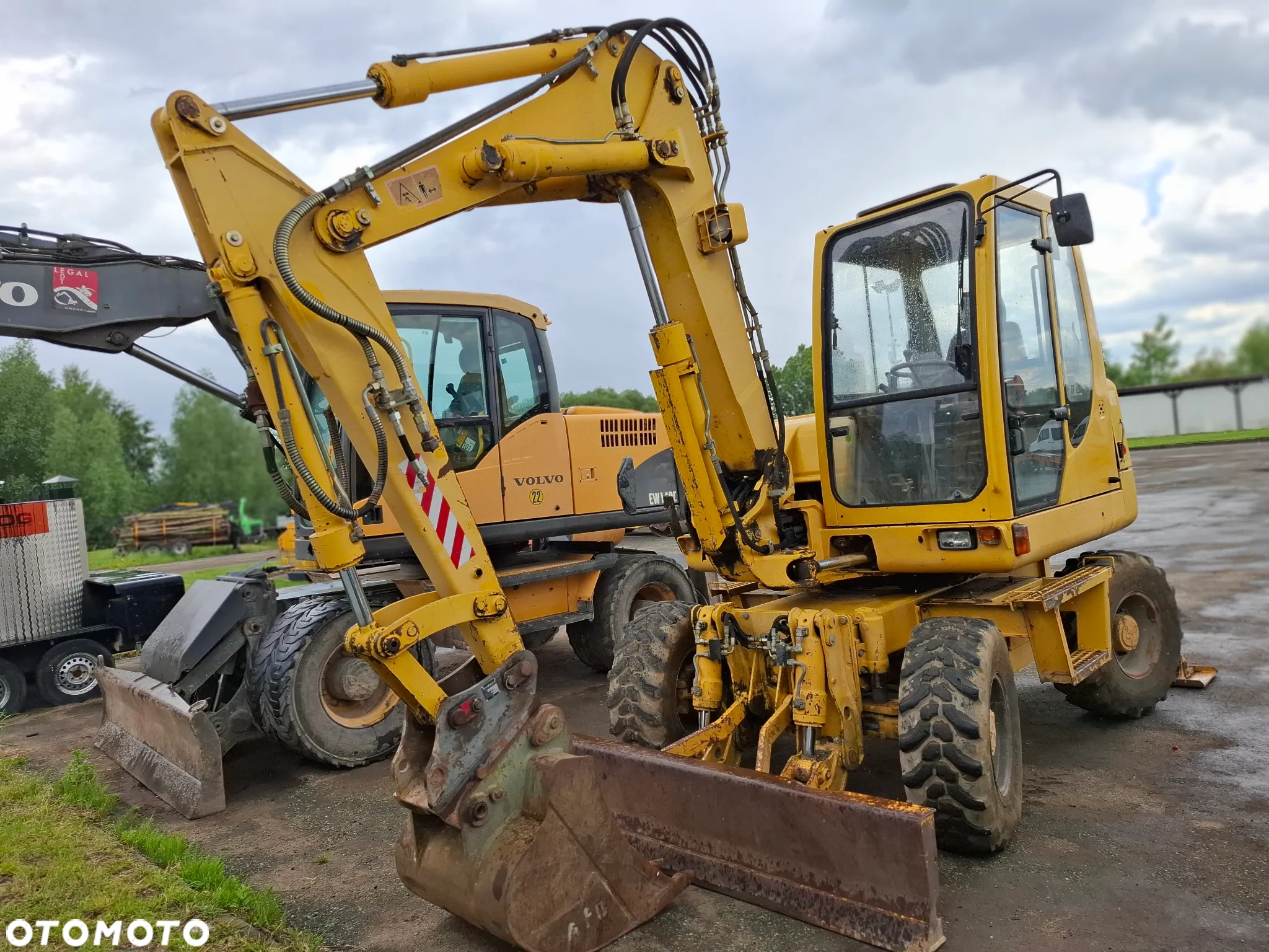 Komatsu PW75 - 3