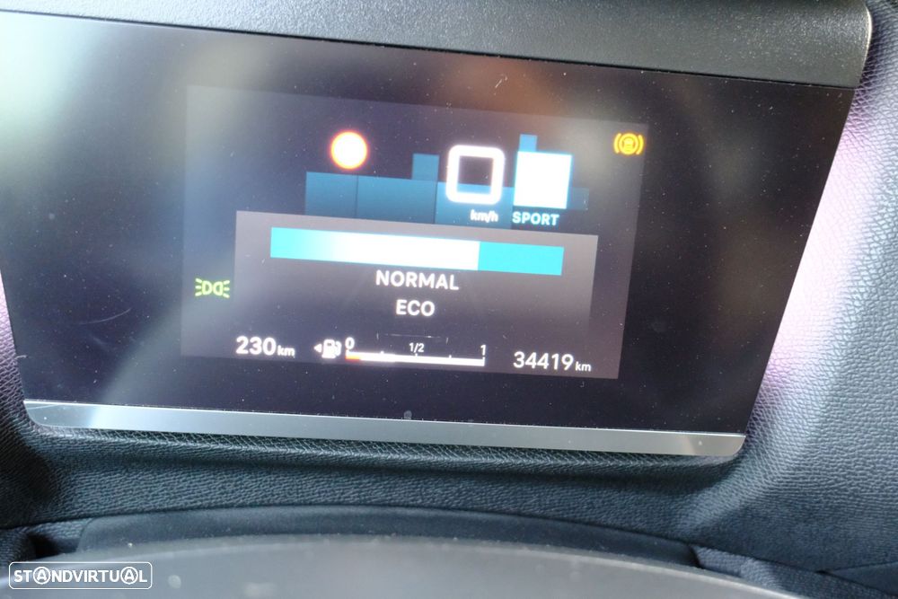 Citroën C4 1.2 PureTech Feel Pack EAT8 - 18