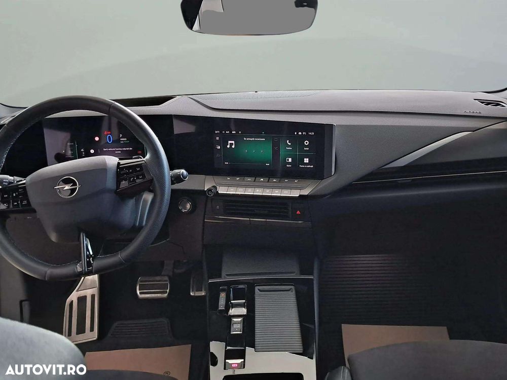 Opel Astra 1.6L Turbo PHEV AT8 GS Line - 8