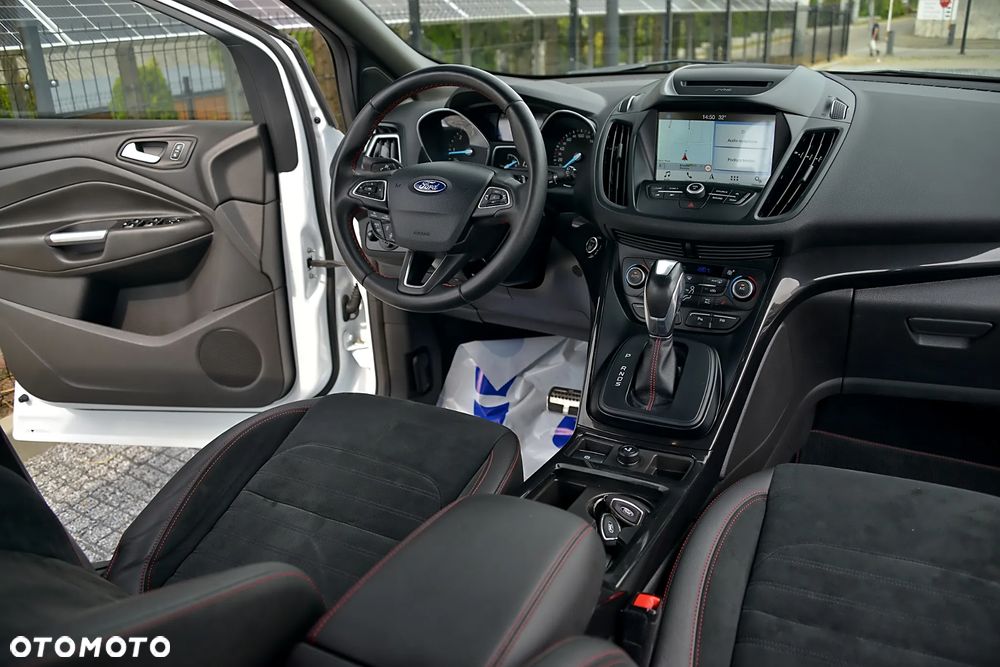 Ford Kuga 2.0 TDCi 4x4 ST-Line - 35