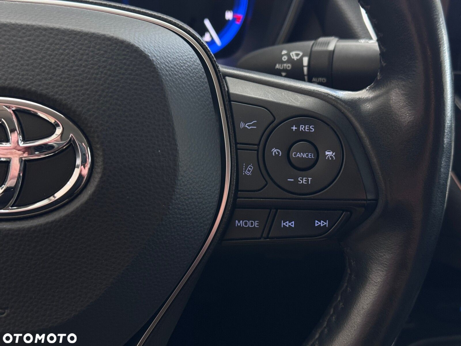 Toyota Corolla - 24