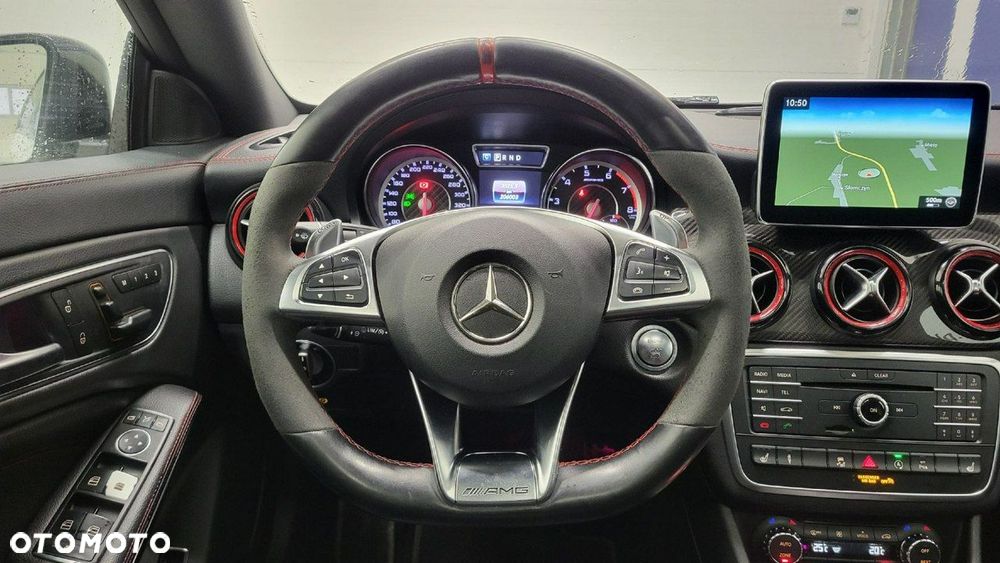 Mercedes-Benz CLA AMG 45 4-Matic - 14