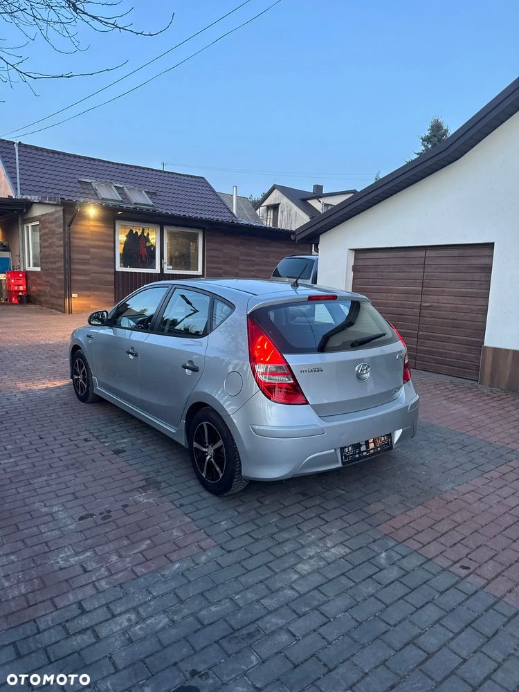 Hyundai i30 1.6 CRDi Blue Classic - 9