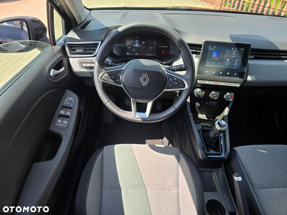 Renault Clio - 7