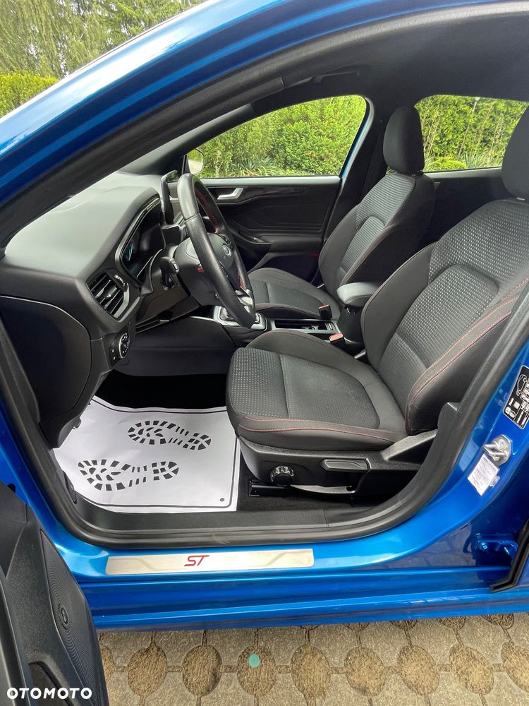 Ford Focus 1.5 EcoBlue Start-Stopp-System ST-LINE - 20