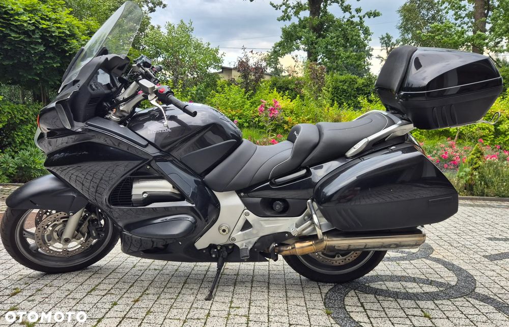 Honda ST - 3