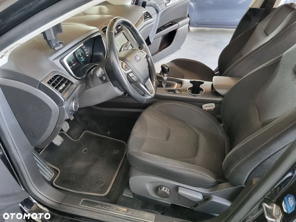 Ford Mondeo 2.0 TDCi STart-Stopp Titanium - 19