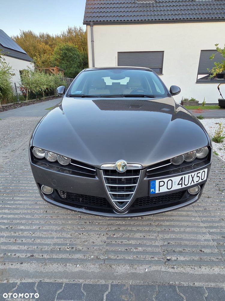 Alfa Romeo 159 - 2