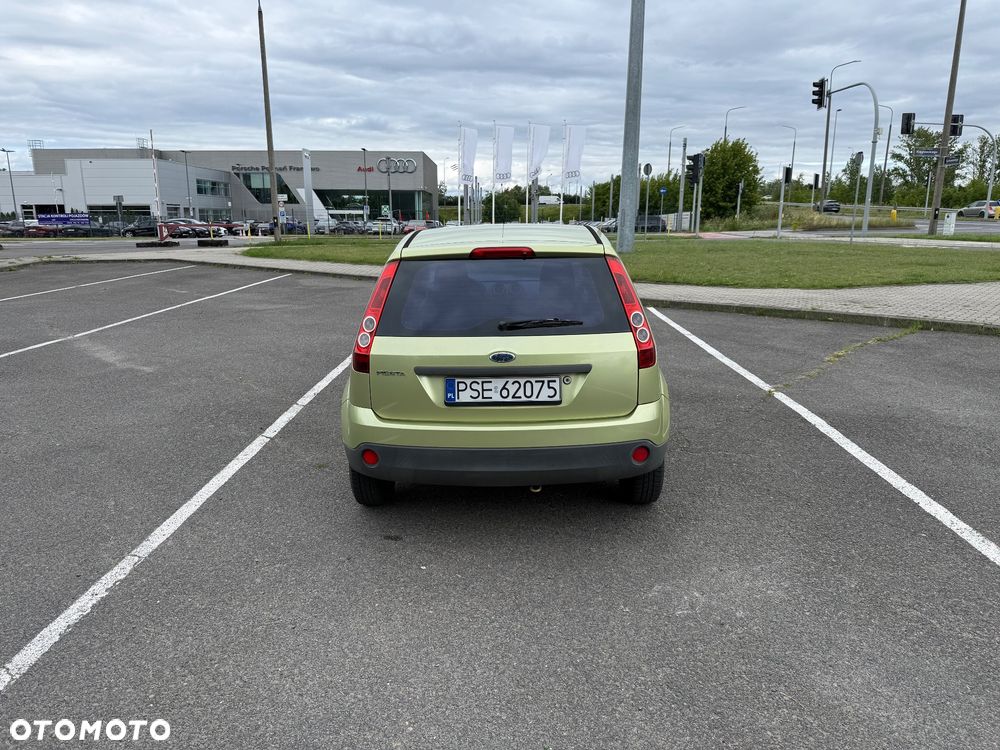 Ford Fiesta 1.3 - 4